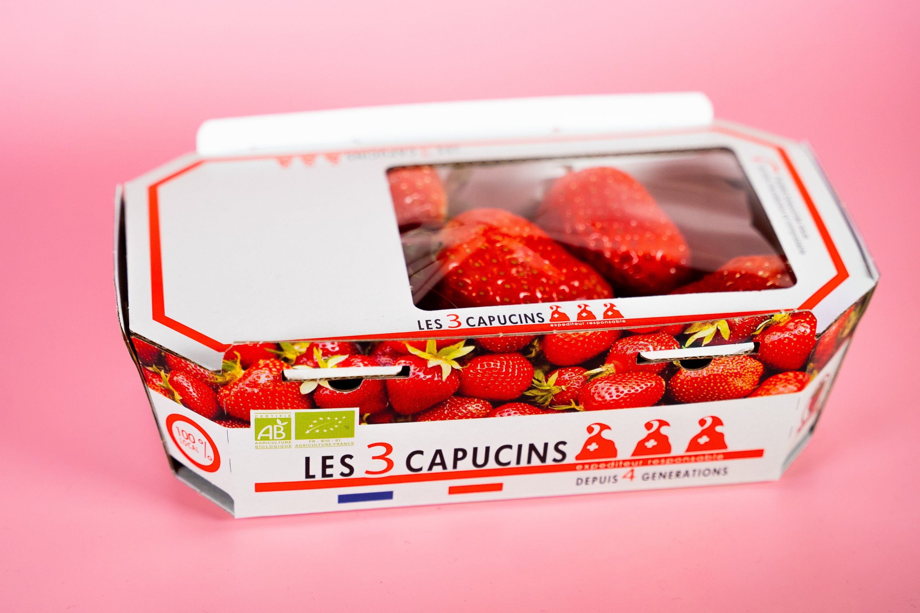 Vue de face barquette en carton personnalisée les 3 capucins, fabriquée par marcojea.