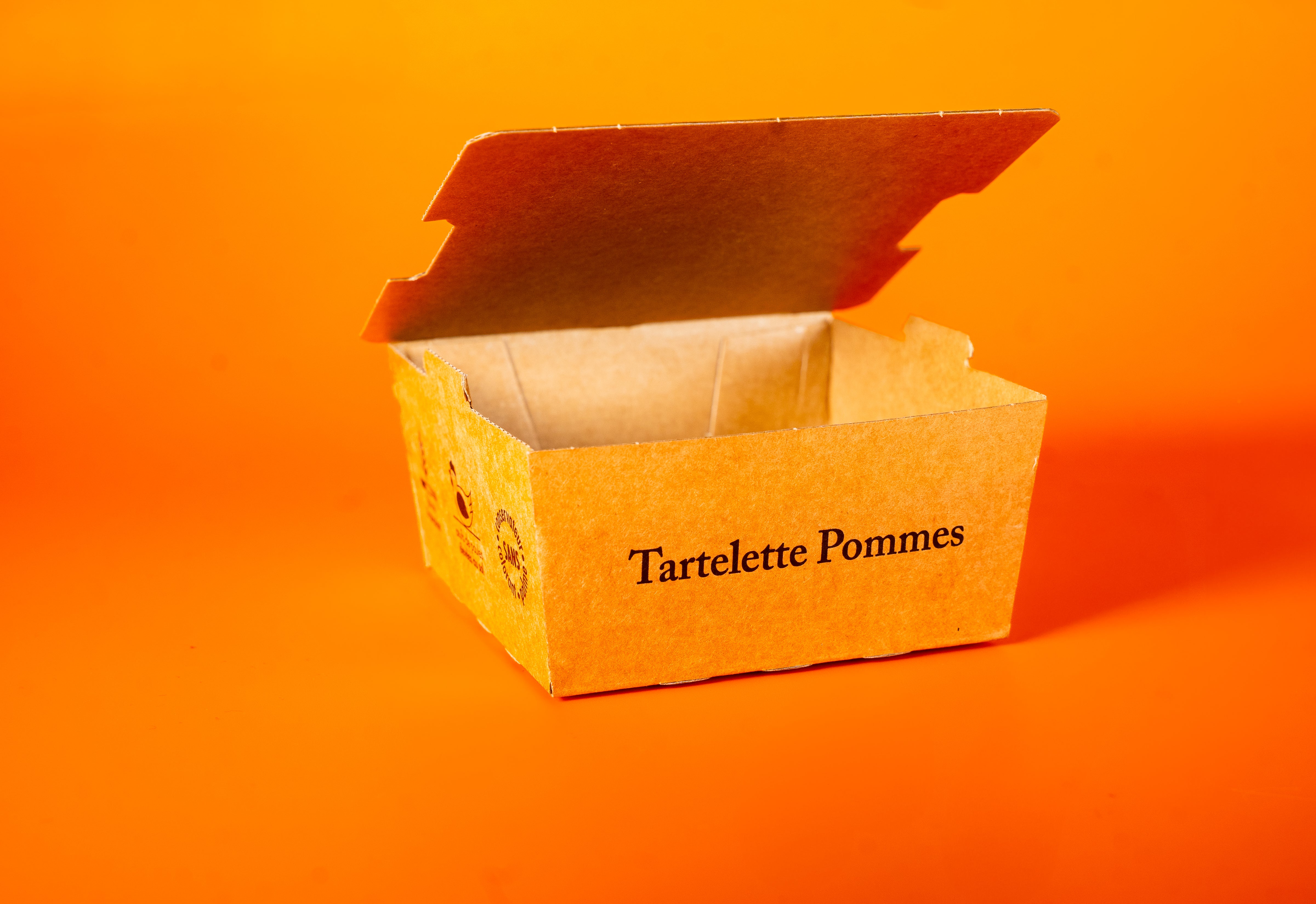 Boite en carton personnalisée par marcojea.