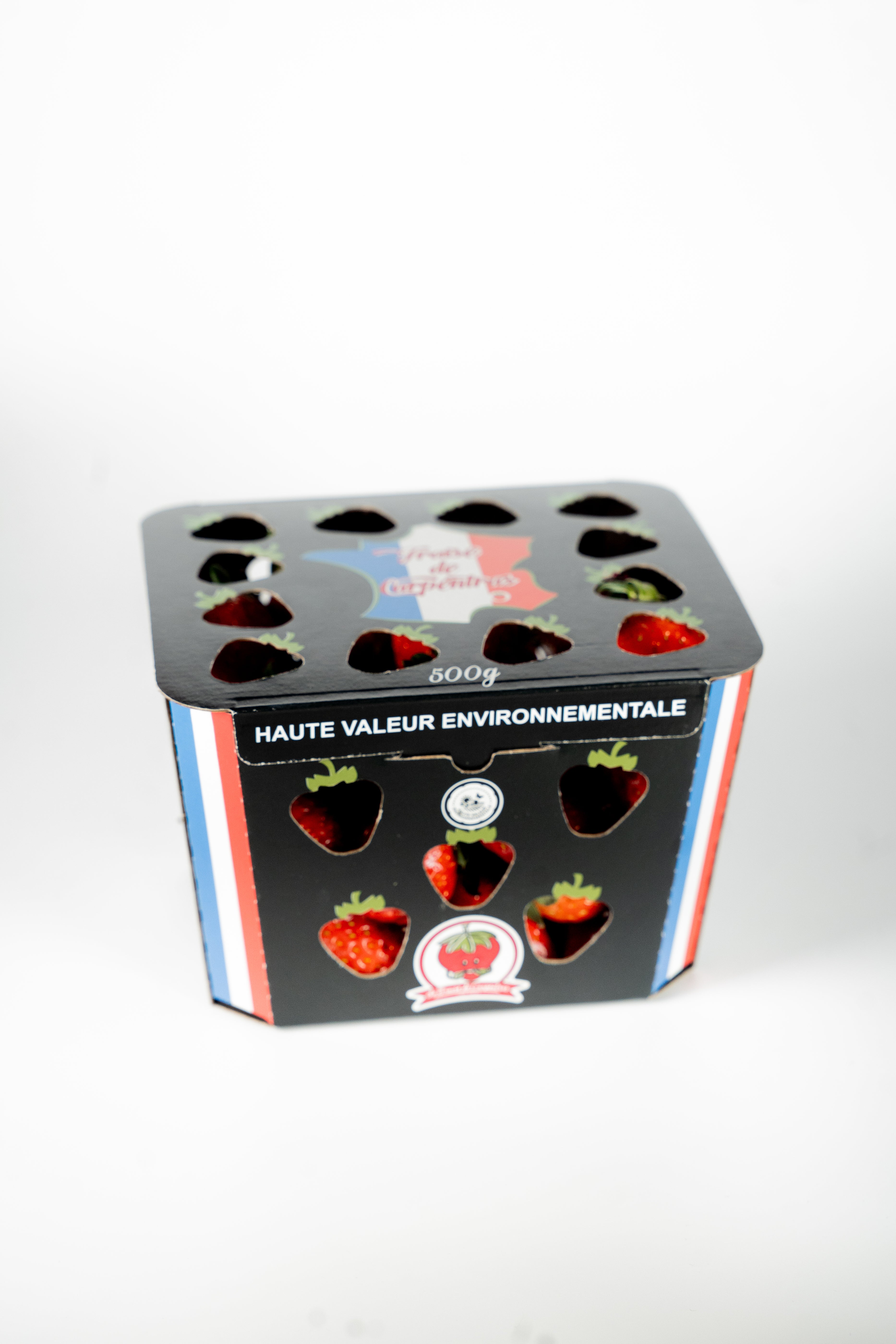 Vue de profil barquette en carton personnalisée "Fraises de carpentras" par marcojea.